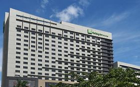 Holiday Inn&Suites Makati by IHG